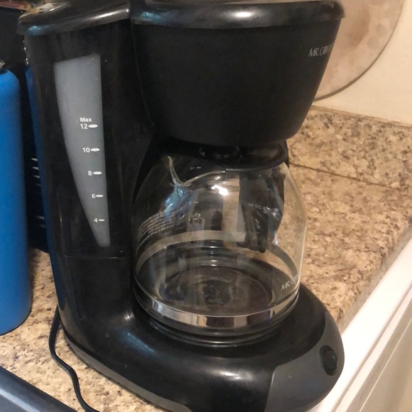 Coffee maker - Picture 2 of 3